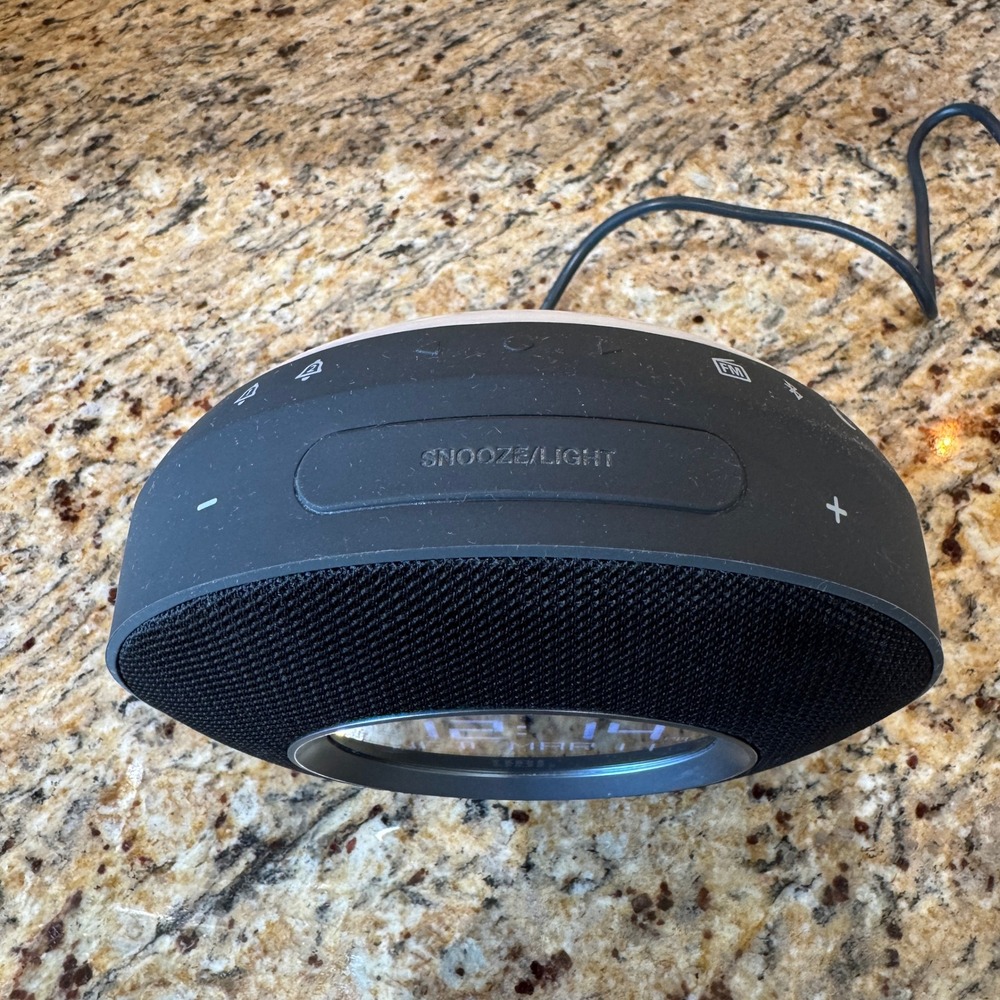 JBL Horizon - Bluetooth Clock Radio with 2USB Charging and Ambient Light - Black - Picture 2 of 10